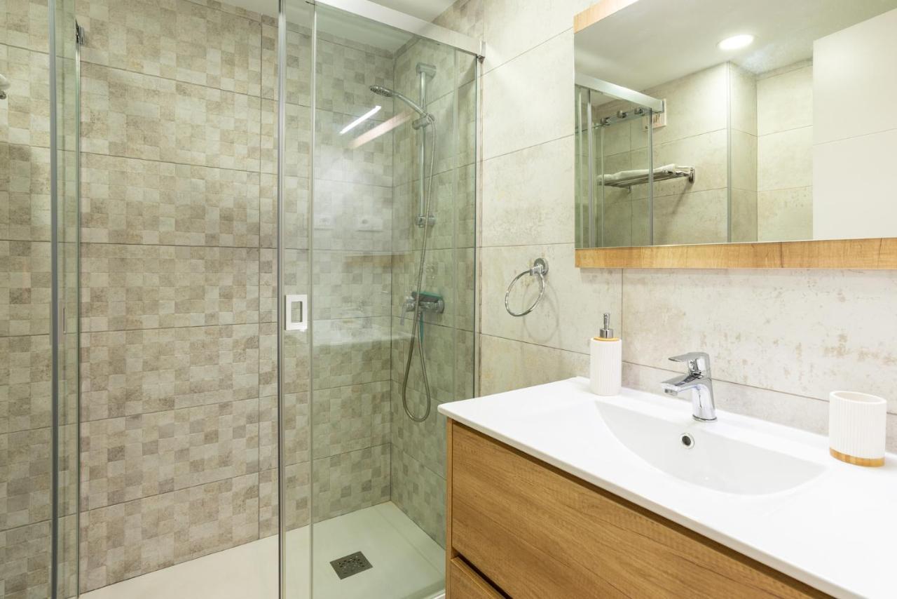 Faro, Bonito Apartamento En La Malagueta Málaga Dış mekan fotoğraf